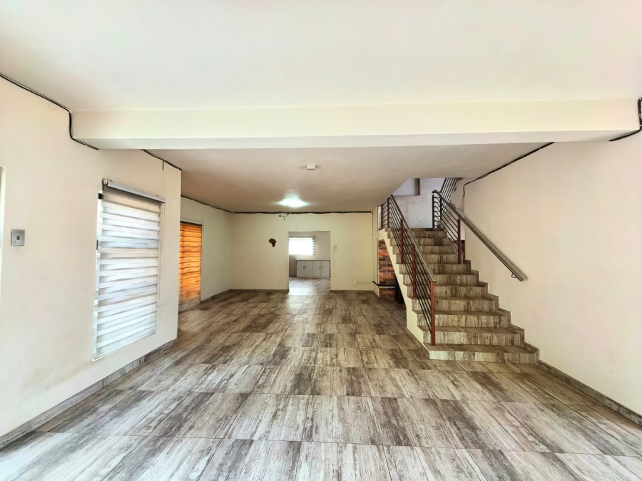 To Let 4 Bedroom Property for Rent in Vaalpark Free State